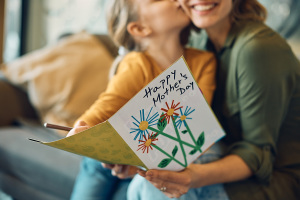 Mother's Day: How to teach kids to honor their parents well 